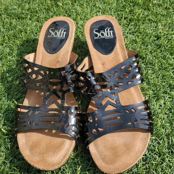 Sofft Venice Black Patent Leather Slip on Wedges with a Natural Leather Lining - Picture 1 of 11